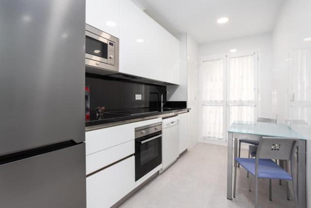 Apartment Mtr - Temporary Rent 3 Bedrooms Av Del Mar *