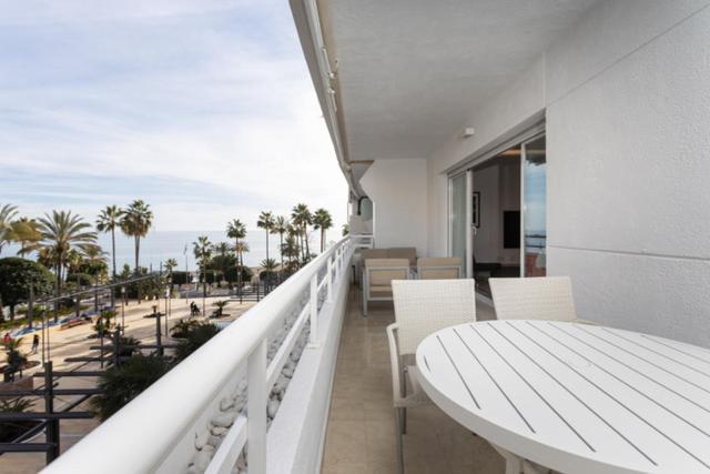 Mtr - Temporary Rent 3 Bedrooms Av Del Mar Marbella