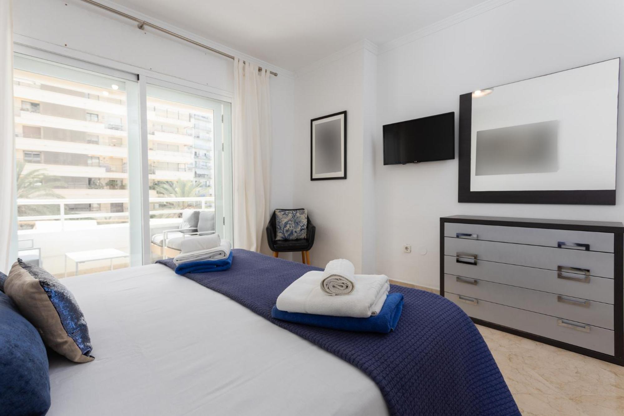 Mtr - Temporary Rent 3 Bedrooms Av Del Mar